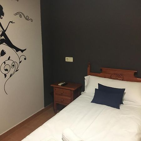 Hostal Imaginatelo Carrascosa del Campo Екстериор снимка